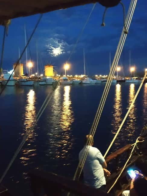 Rhodes: Night Cruise with Live Music and Sightseeing. - The Value of the Experience