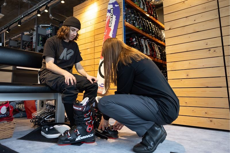 Rhythm Niseko Ski/Snowboard Gear & Wear Rental (Special Price) - Getting fitted before you head out