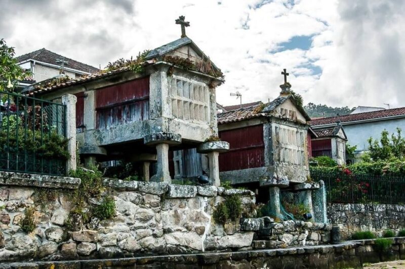 Rías Baixas: Guided Day Tour from Santiago with Boat Ride - Frequently Asked Questions