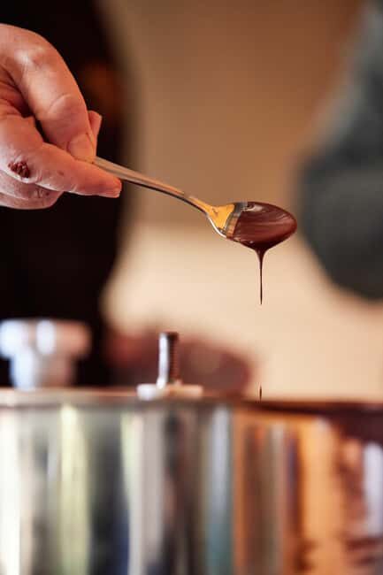 Richmond: Chocolate Factory Discovery with Tastings - Tasting and Sampling