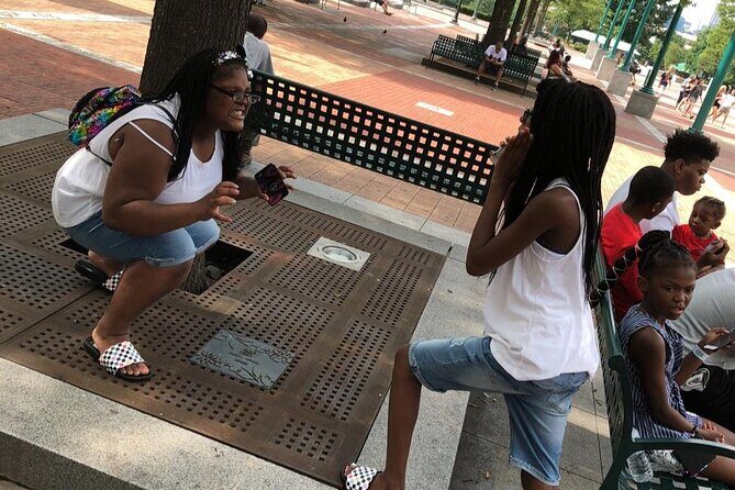 Richmond City Scavenger Hunt Excursion by Zombie Scavengers - Key Points