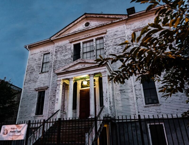Richmond Ghosts Boos and Booze Haunted Pub Crawl - The Value of the Experience