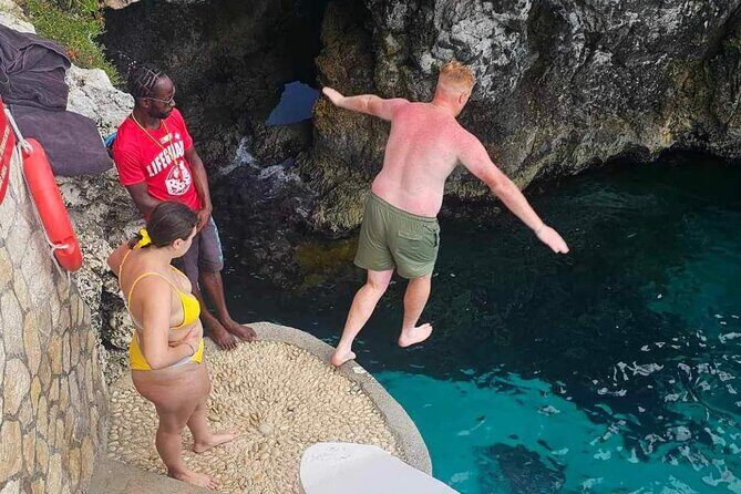 Rick's Cafe 4 in 1 Experience - The Sum Up