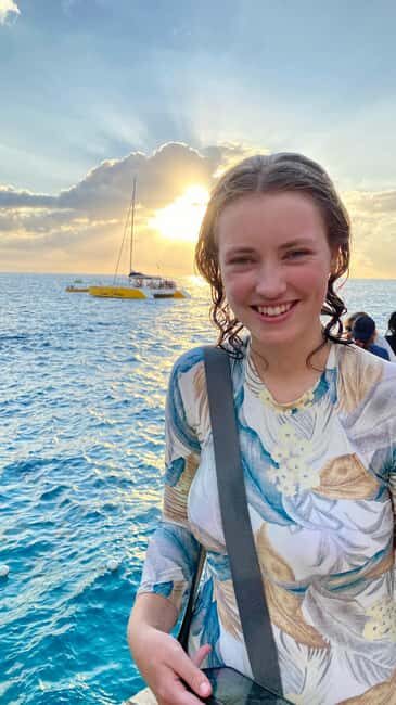 Ricks Cafe and Shopping Private Tour - Final Thoughts