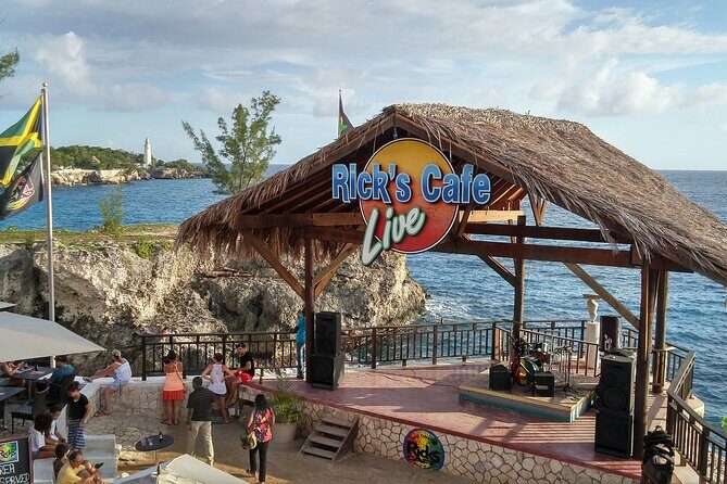 Rick's Cafe & Shopping in Negril - Exploring Negril’s Iconic Rick’s Cafe and Shopping Tour