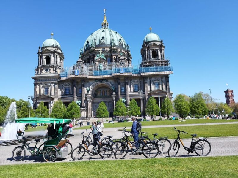 Rickshaw shared Guide Tour in small groups - Key Points