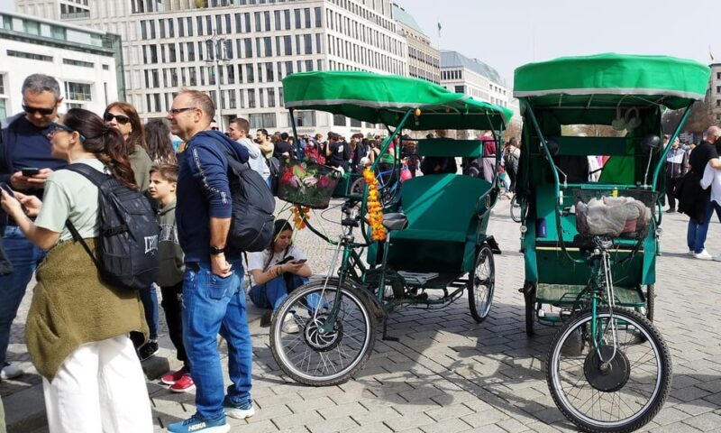 Rickshaw shared Guide Tour in small groups - A Closer Look at the Tour Experience