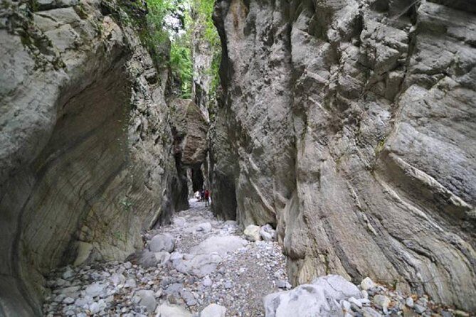 Ridomo Gorge hike to MANA spring - Key Points
