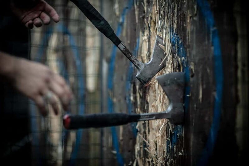 Riga: Axe and Knife Throwing Experience - A Detailed Look at the Riga Axe and Knife Throwing Experience