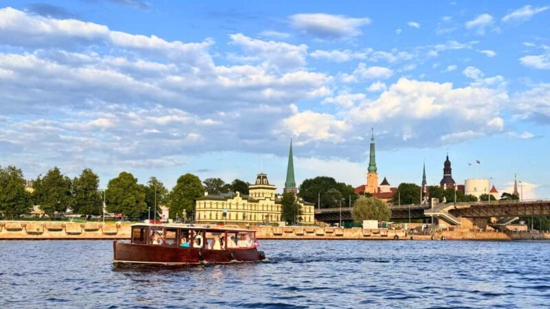 Riga: Canal Boat Tour with Welcome Drink & Audio Guide - An In-Depth Look at the Riga Canal & Daugava River Tour