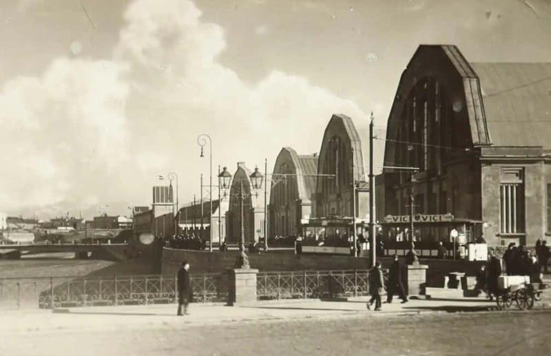 Riga Central Market Tasting Tour with Science Academy Views - Frequently Asked Questions