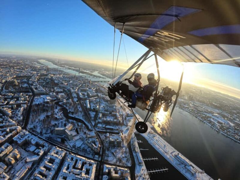 Riga: Hang-Glider 20 minute Flight Over the City - The Experience at a Glance
