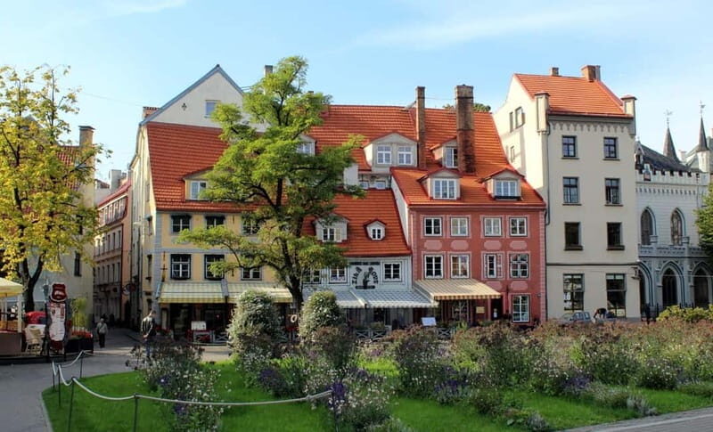 Riga: Leisure City Pass with Canal Boat Tour - Key Points