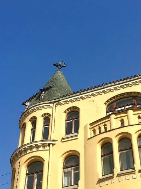 Riga: Old Town Walking Tour in a Small Group or Private - The Bottom Line