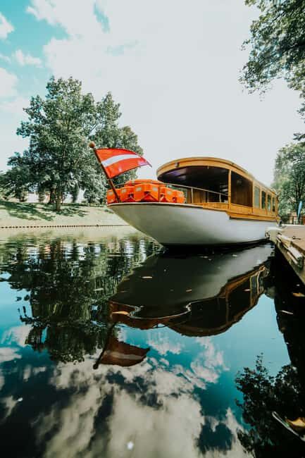 Riga: Private Boat Tour with Snacks and Drinks - Exploring the Riga Boat Tour in Detail