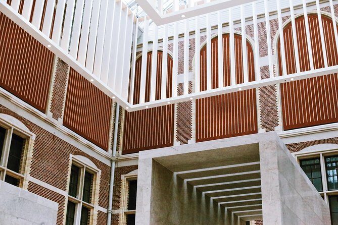 Rijksmuseum w/ Entry Ticket & Amsterdam City Center - Guided Tour - From Landmarks to Canals