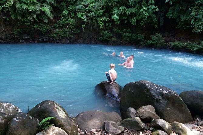 Rio Celeste Horseback Riding Tour - Who Is This Tour Best Suited For?