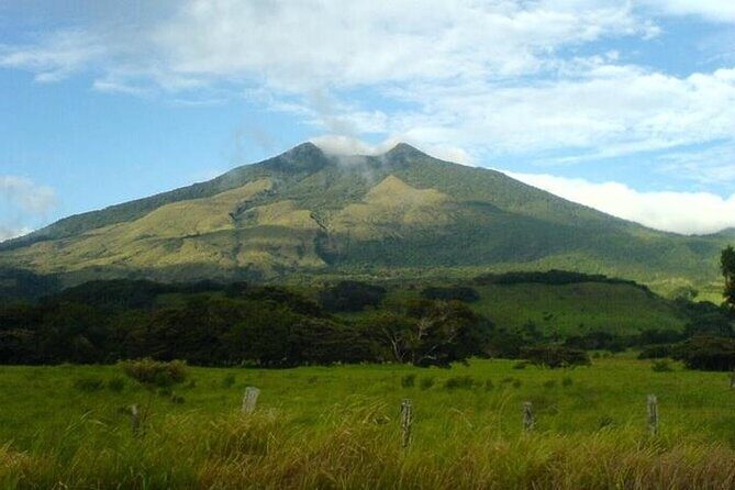 Rio Celeste Waterfall: Rain Forest Hike + Sloth Observation - A Deep Dive into the Rio Celeste Waterfall Tour