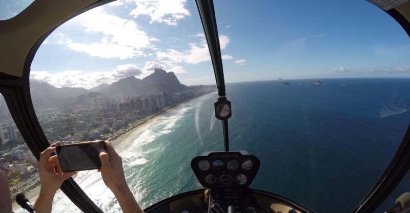 Rio de Janeiro: 30-Min Helicopter Ride with Transfers - The Sum Up
