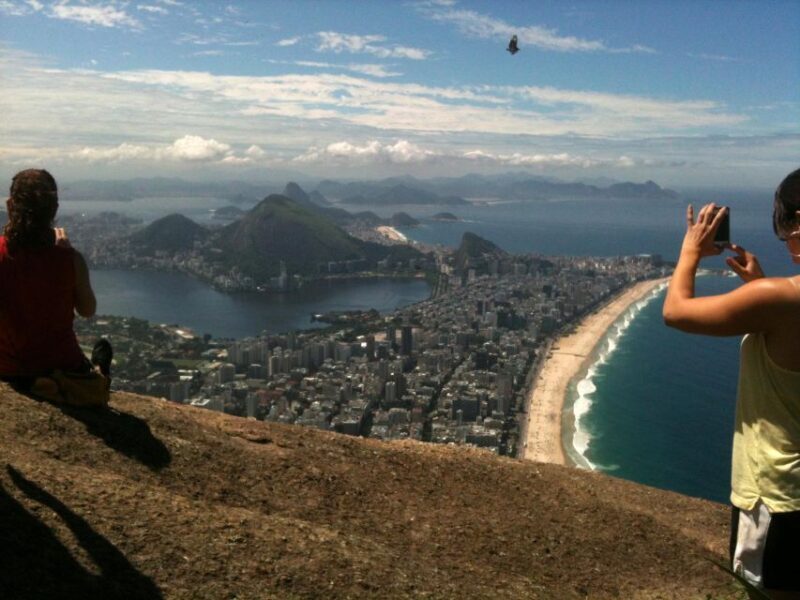 Rio de Janeiro: Dois Irmaos Hike & Favela Tour - FAQ