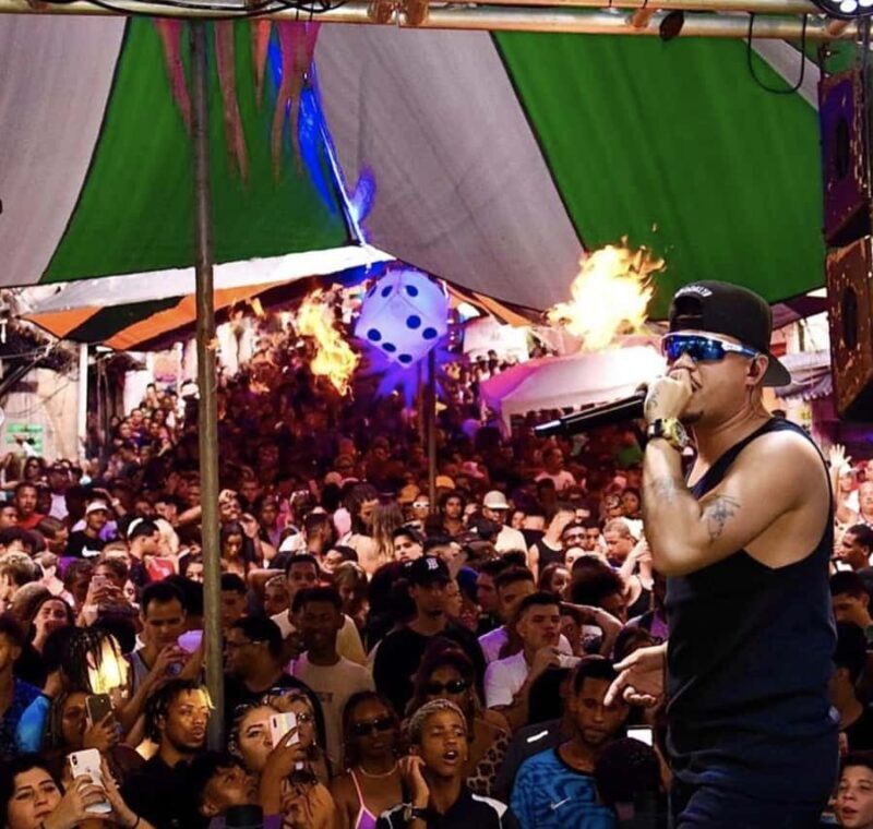 Rio de Janeiro: Favela Funk Party Tour with Local Guide - The Experience: A Walkthrough of the Night