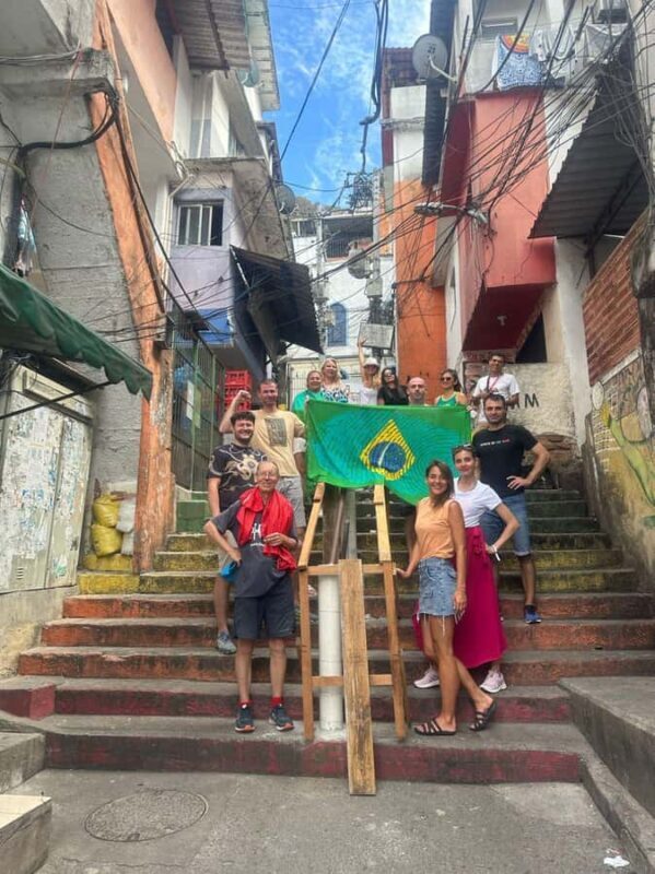 Rio de Janeiro: Favela Santa Marta Top Tour with Local Guide - Practical Tips for Tour Day