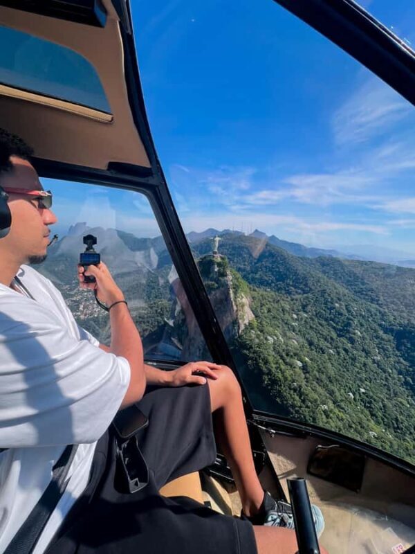 Rio de Janeiro: Helicopter Flight Christ the Redeemer 30 min - Key Points