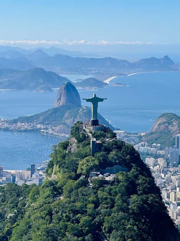 Rio de Janeiro: Helicopter Flight Christ the Redeemer 30 min - FAQ