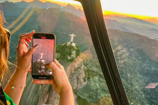 Rio de Janeiro: Helicopter flight in Christ the Redeemer - A Closer Look at the Rio Helicopter Experience