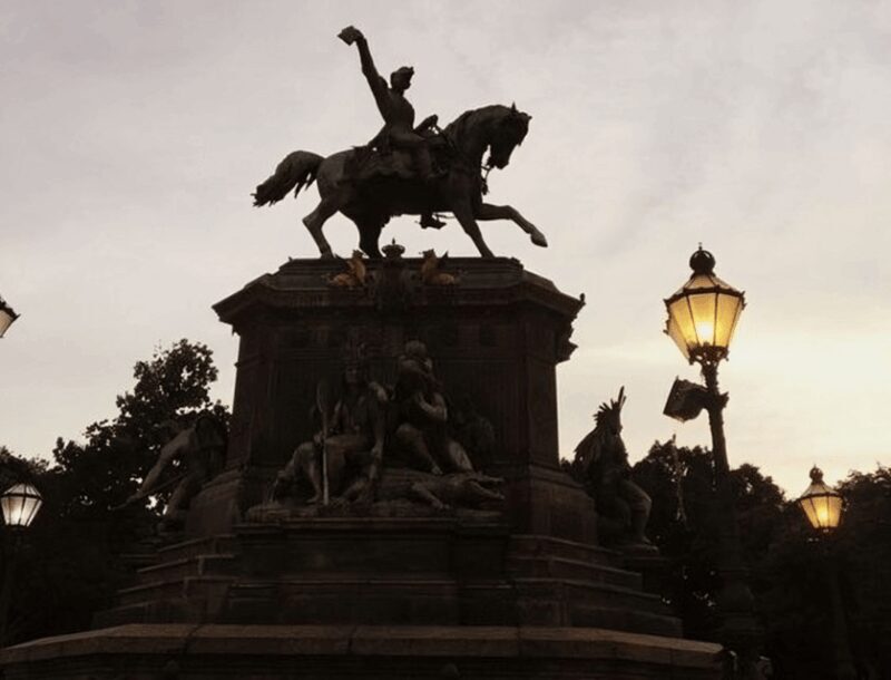 Rio de Janeiro : Must-See Sites Walking Tour With A Guide - Who Should Consider This Tour?