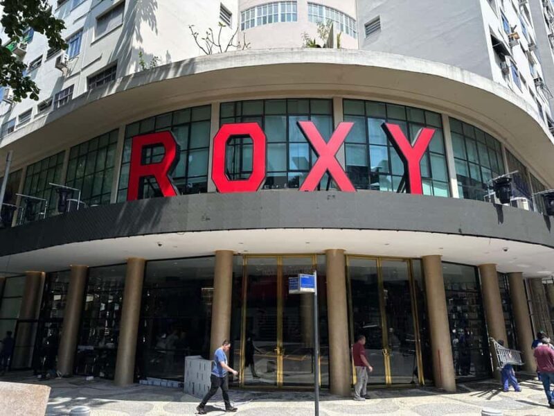 Rio de Janeiro: Roxy Dinner Show with Hotel Pickup - Rio de Janeiro: Roxy Dinner Show with Hotel Pickup – A Night of Culture, Cuisine, and Celebration