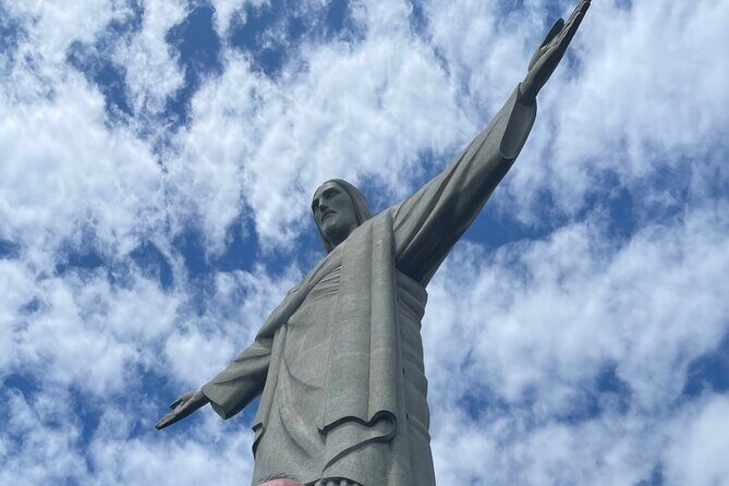 Rio Gay Tours: Christ Redeemer and Santa Teresa Artistry Area - Who is this tour perfect for?