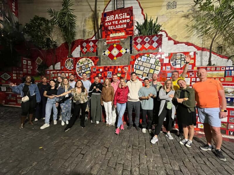 Rio: Lapa Pub Crawl with Live Samba and Shots - The Authenticity and Cultural Touchpoints