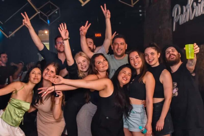 Rio: Pub Crawl in Lapa with Cachaça Tasting and Live Samba - Key Points