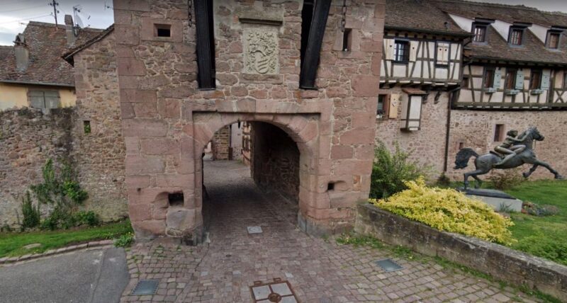 Riquewihr: Private Guided Walking Tour - Exploring Riquewihr in Depth
