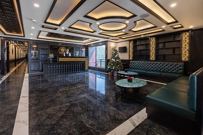 RITA CRUISE - BEST LUXURY 5 STAR CRUISE in HALONG BAY from HANOI - A Deep Dive into the Rita Cruise Experience