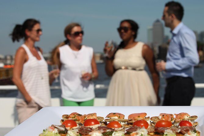 River Thames Evening Cruise with Sparkling wine and Canapés - The Experience in Detail