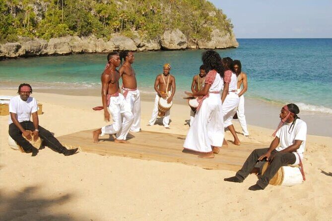 River Tubing Adventure on the Rio Bueno & Bamboo Beach Club Private Tour - Bamboo Beach Club: The Perfect Post-Adventure Chill Zone