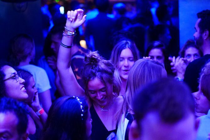 Riviera Bar Crawl Party with Free Shots and VIP Entry - Practical Tips for Your Night Out