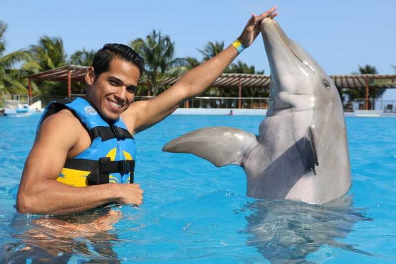 Riviera Maya: Dolphin Encounter with Beach Club Access - FAQ
