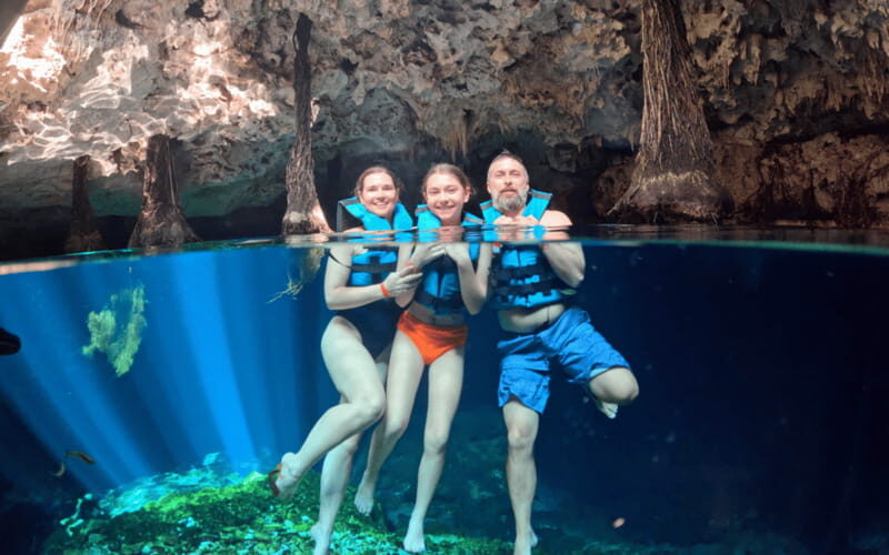 Riviera Maya: Tulum Ruins Tour, Turtle Swimming, Cenotes, and Lunch. - Key Points