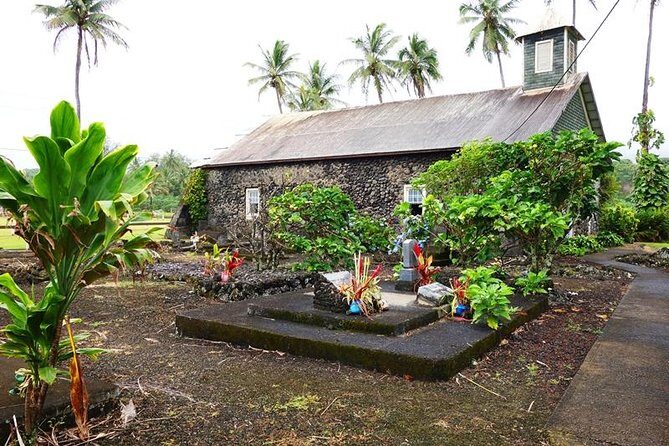 Road to Hana in Mercedes Van: Waterfalls and Black Sand Beach - Who Should Book This Tour?
