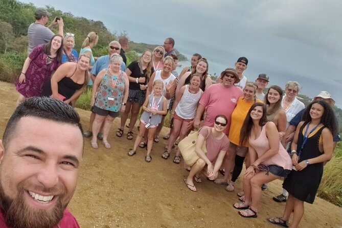 Roatan City Tour-Viewpoints, Landmarks, Chocolate and Rum Tasting - Who Will Love This Tour?