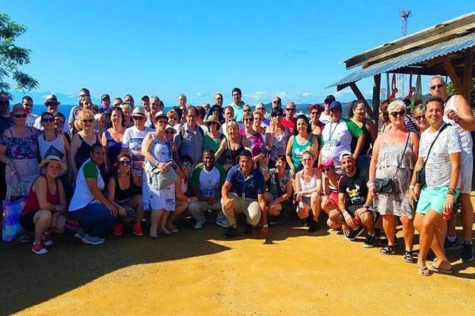 Roatan Fun Bus Group Sightseeing Island Private Tour - Discover Roatan with the Fun Bus Group Sightseeing Island Tour