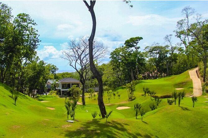 Roatan: Golf day at The Black Iguana - Experience Overview: Golf at The Black Iguana in Roatan