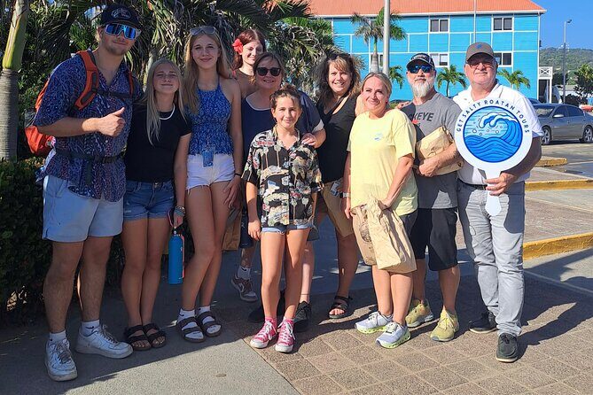 Roatan Highlight City Private Tour & Beach Break - FAQ