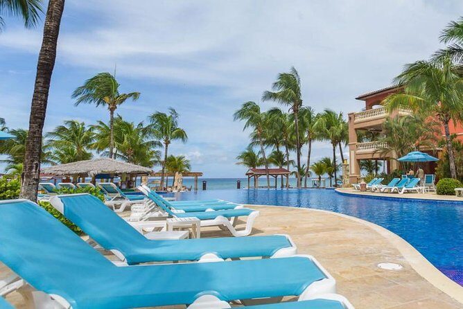 Roatan Infinity Bay Private Beach Resort Day Pass - Key Points