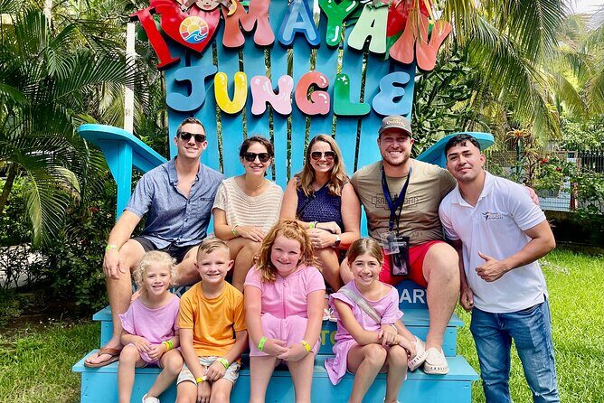 Roatán Island Tour: Sloth & Monkey Park, Rum, and Chocolate - Key Points