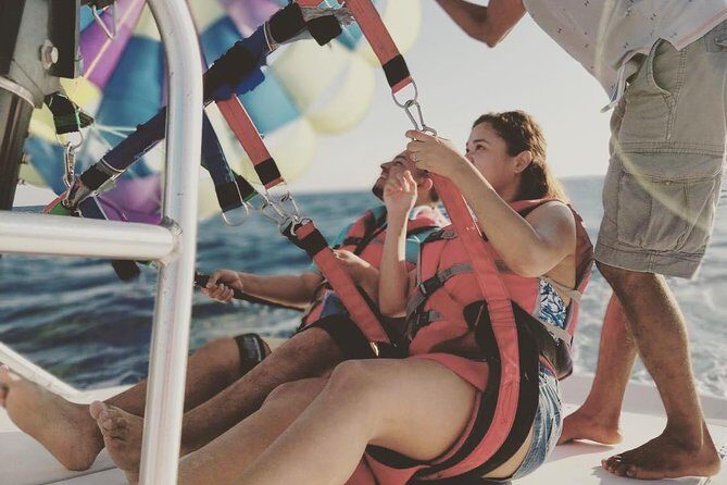 Roatan Parasailing Tour - Is This Tour Worth It?