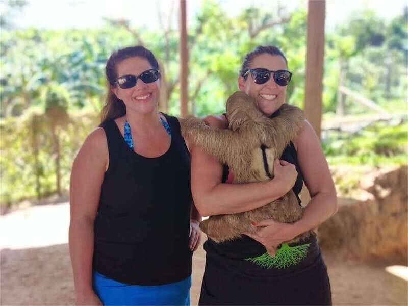 Roatán: Private Monkey and Sloth Sanctuary Tour - Authentic Experiences and Well-Loved Guides